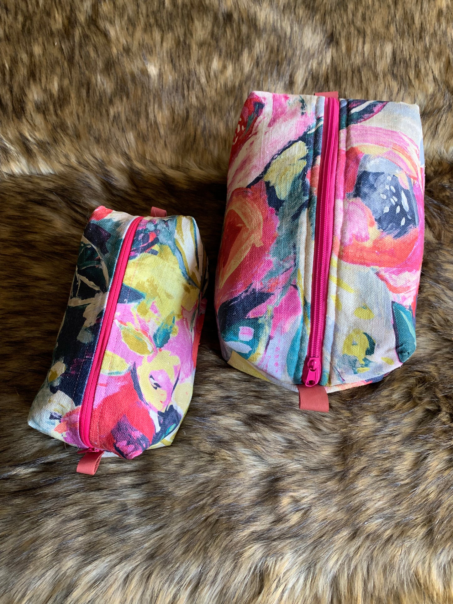 Nesting Essentials makeup bag- cosmetic toiletry organizer. Just like an oil painting.