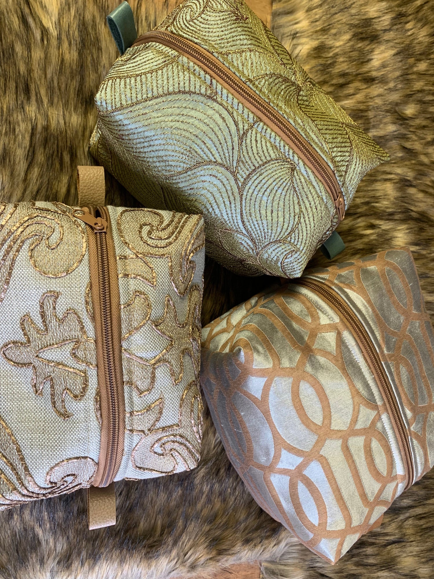 Nesting Essentials - Cosmetic make up & toiletry bag