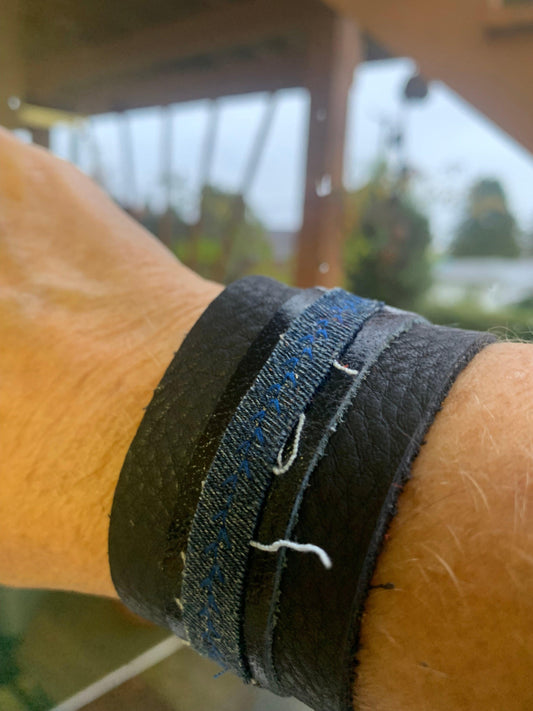 Designer Leather Bracelet - Bullet closure Jean
