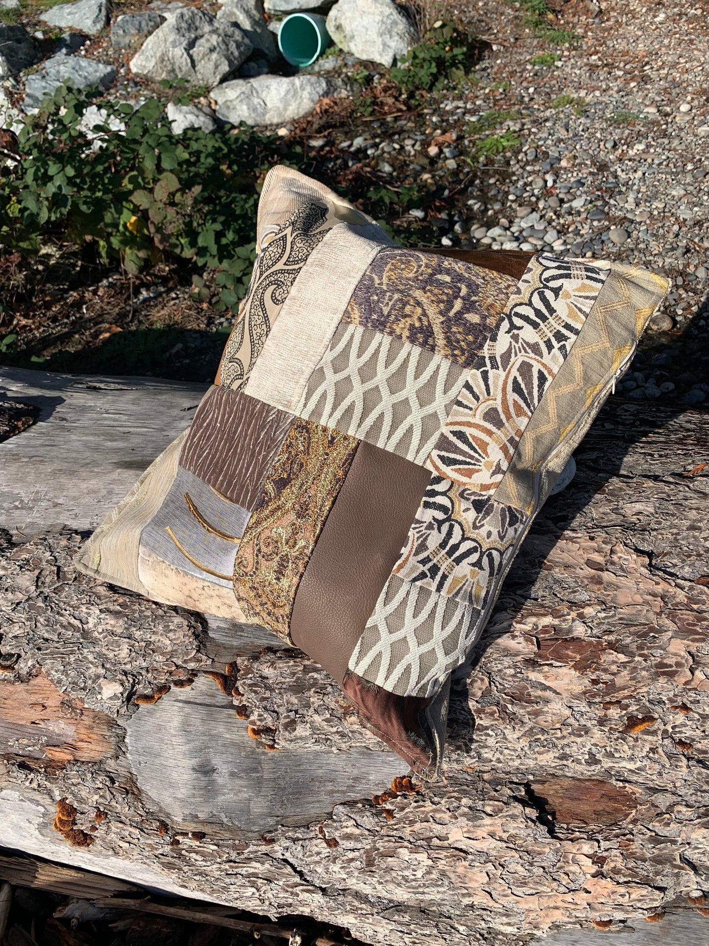 Mixed fabric wool and linen toss pillow