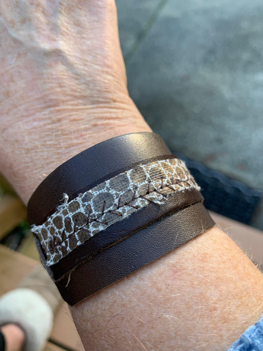 Designer Leather Bracelet - Bullet closure Chocolate