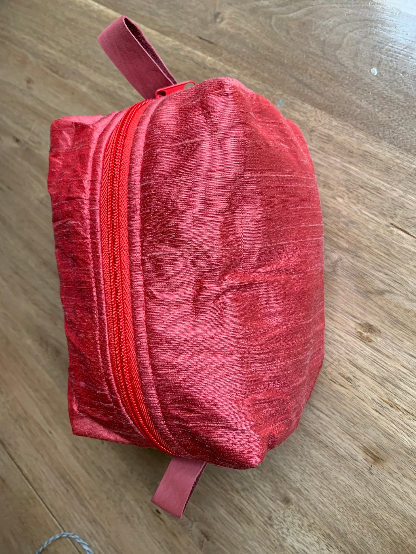 Nesting Essentials | Vermillion Dupioni Silk Travel Bag